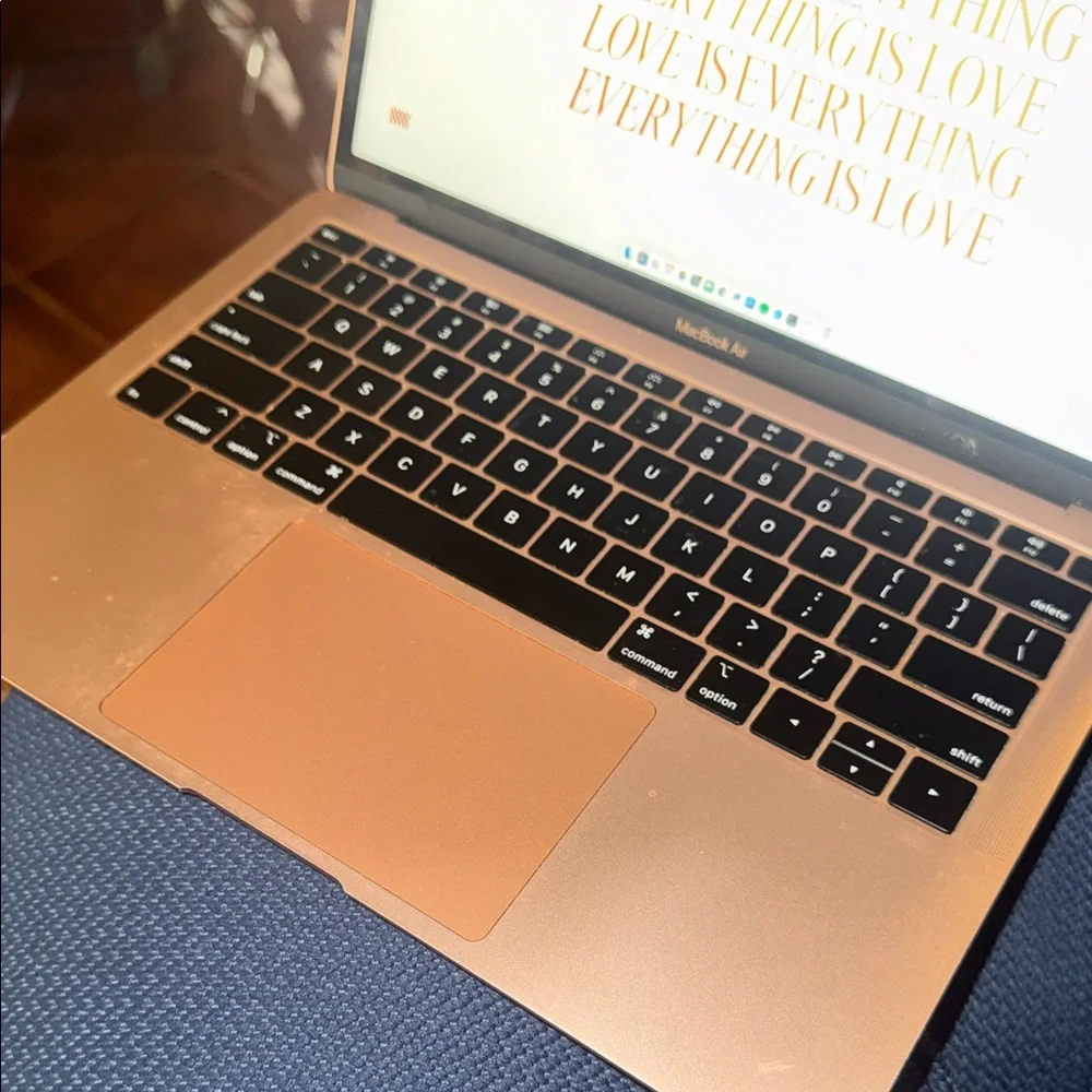 Apple Mac Book Air 13 Inch 8GB 2018